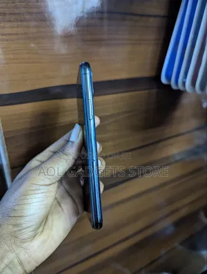 Apple iPhone 11 Pro 64 GB Gray