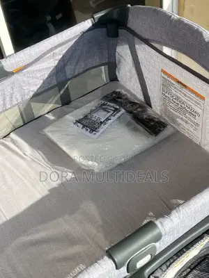 Graco Imported Cot With Storage Space and Mosquito Net