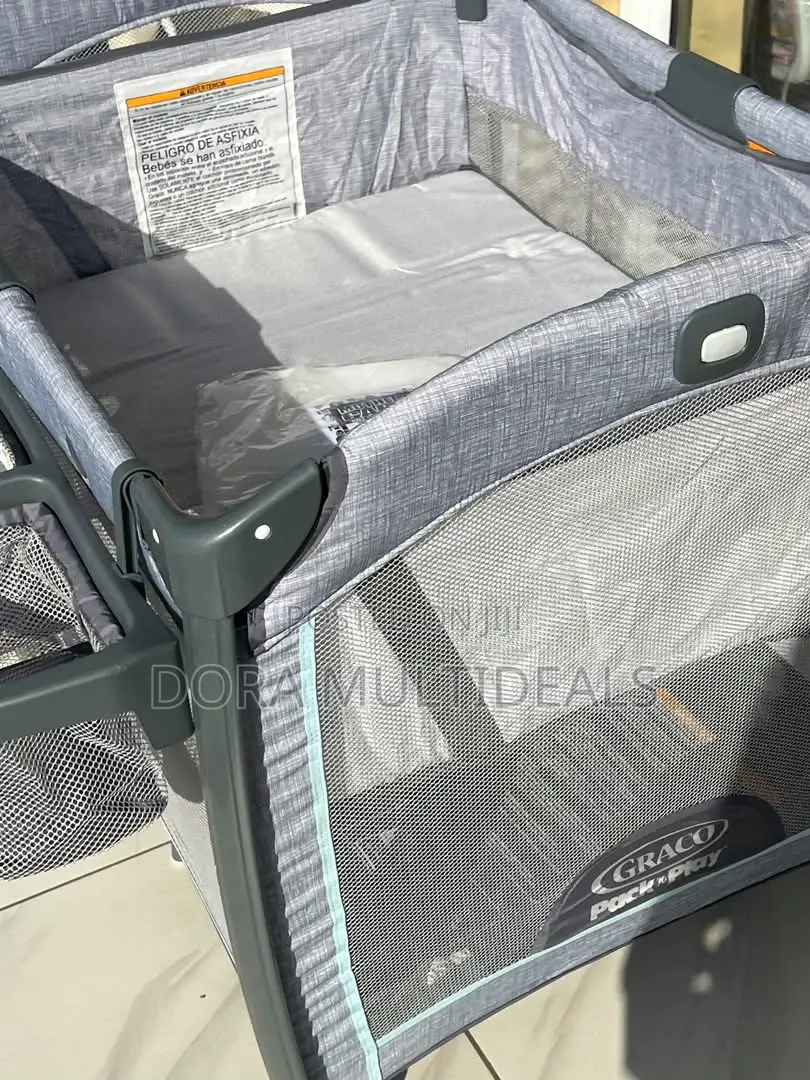 Graco Imported Cot With Storage Space and Mosquito Net