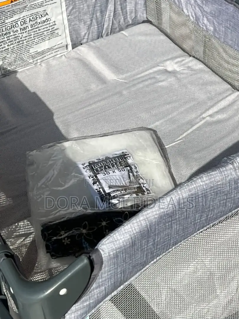 Graco Imported Cot With Storage Space and Mosquito Net