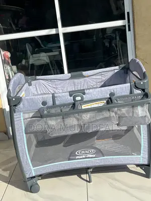 Graco Imported Cot With Storage Space and Mosquito Net