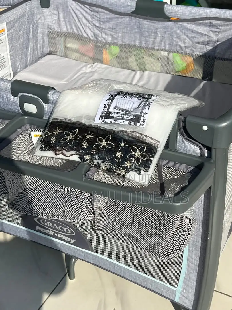 Graco Imported Cot With Storage Space and Mosquito Net