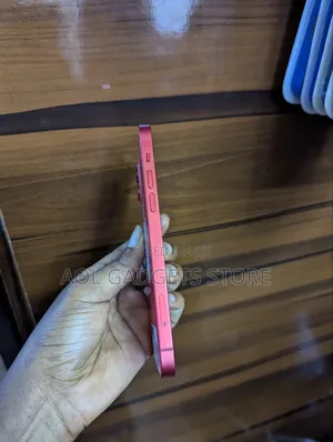 Apple iPhone 12 64 GB Red