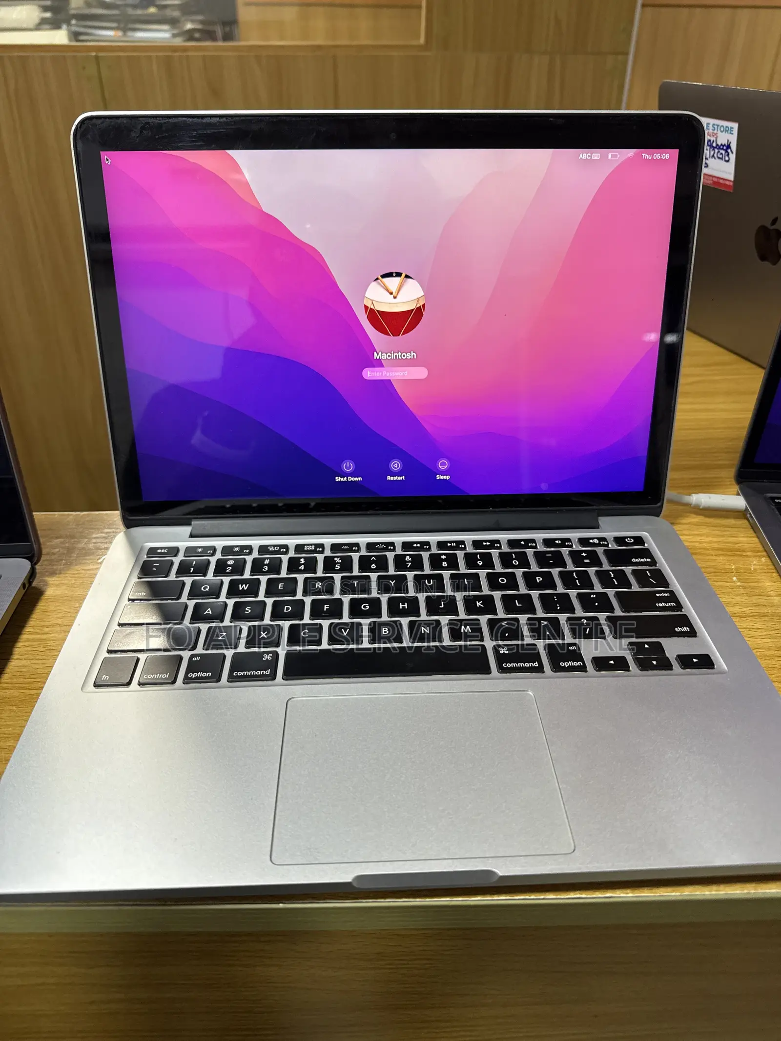 Laptop Apple MacBook Pro 2015 8GB Intel Core i5 SSD 256GB