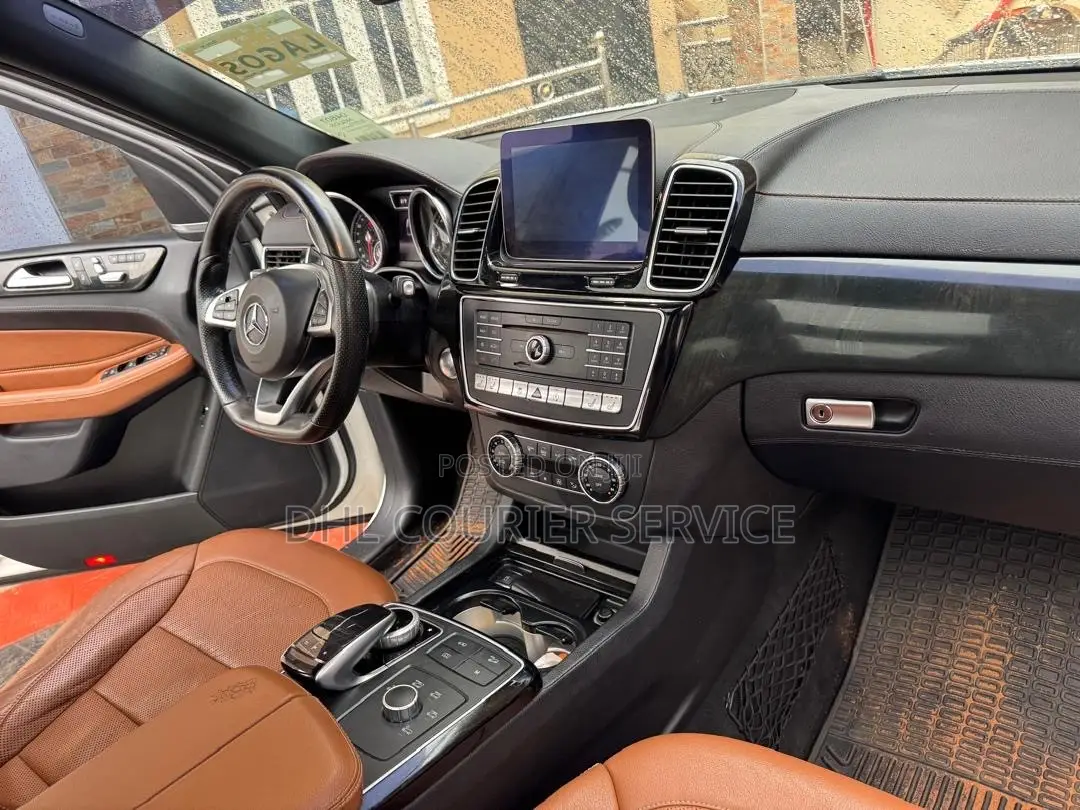 Mercedes-Benz GLE-Class 2017 White