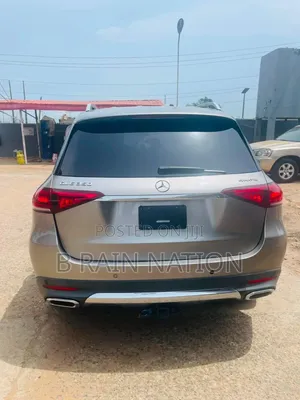 Mercedes-Benz GLE-Class 2020 Gold