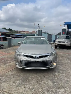 Toyota Avalon 2014 Beige