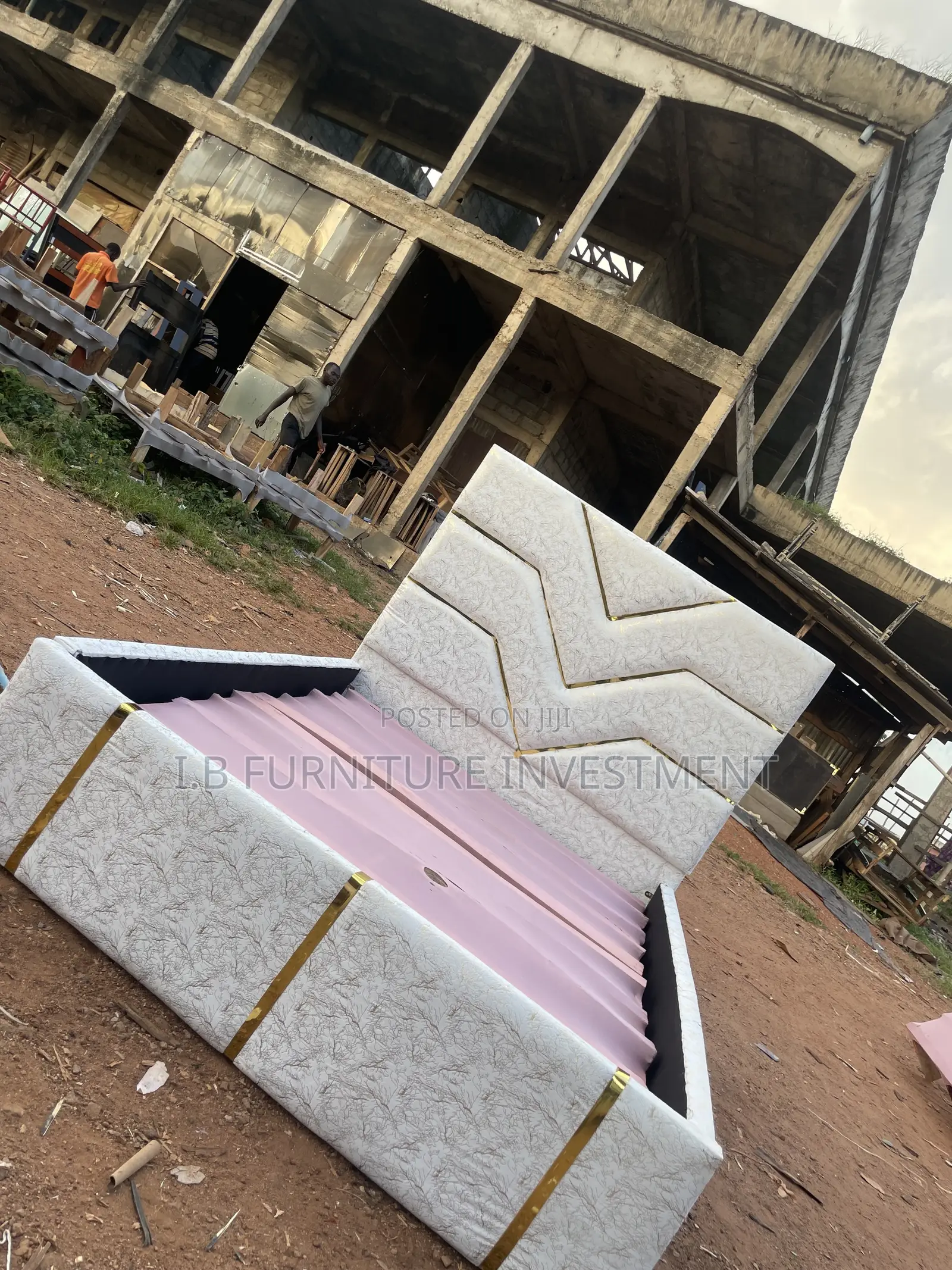 4 by 6 Bedframe
