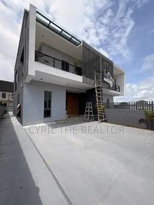 3bdrm Duplex in Value County Estate, Sangotedo for sale