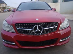 Mercedes-Benz C300 2008 Red