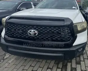 Toyota Tundra 2017 White