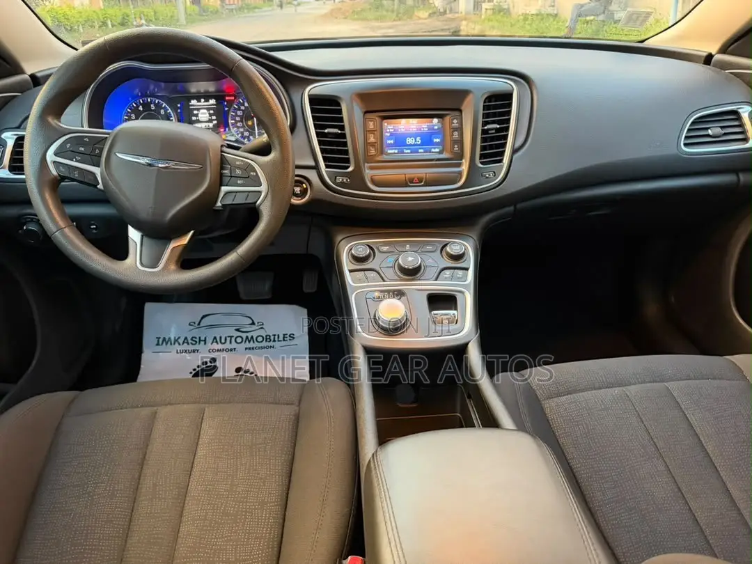Chrysler 200 2016 Gray