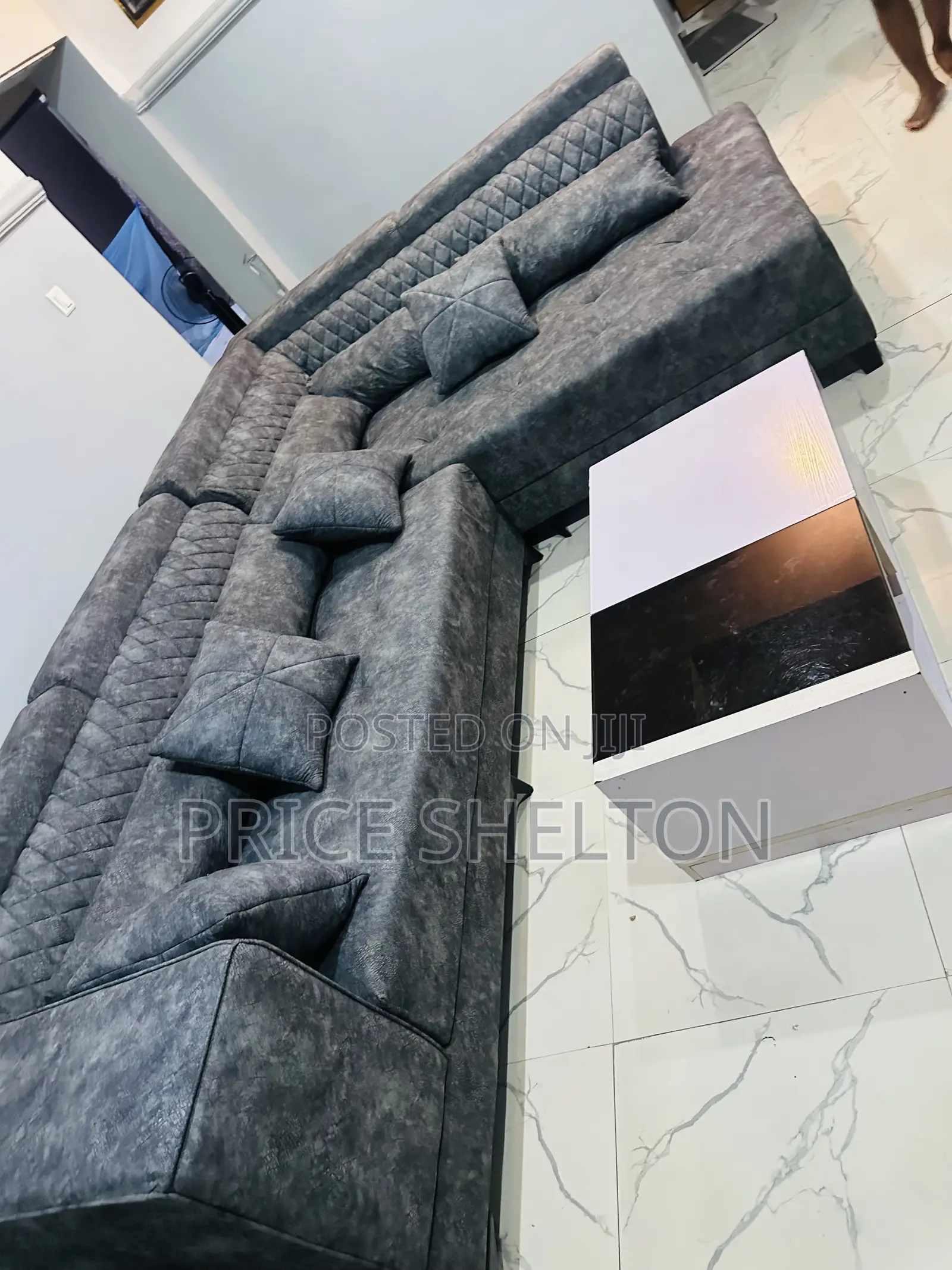 Sitting Room Sofa/Chair