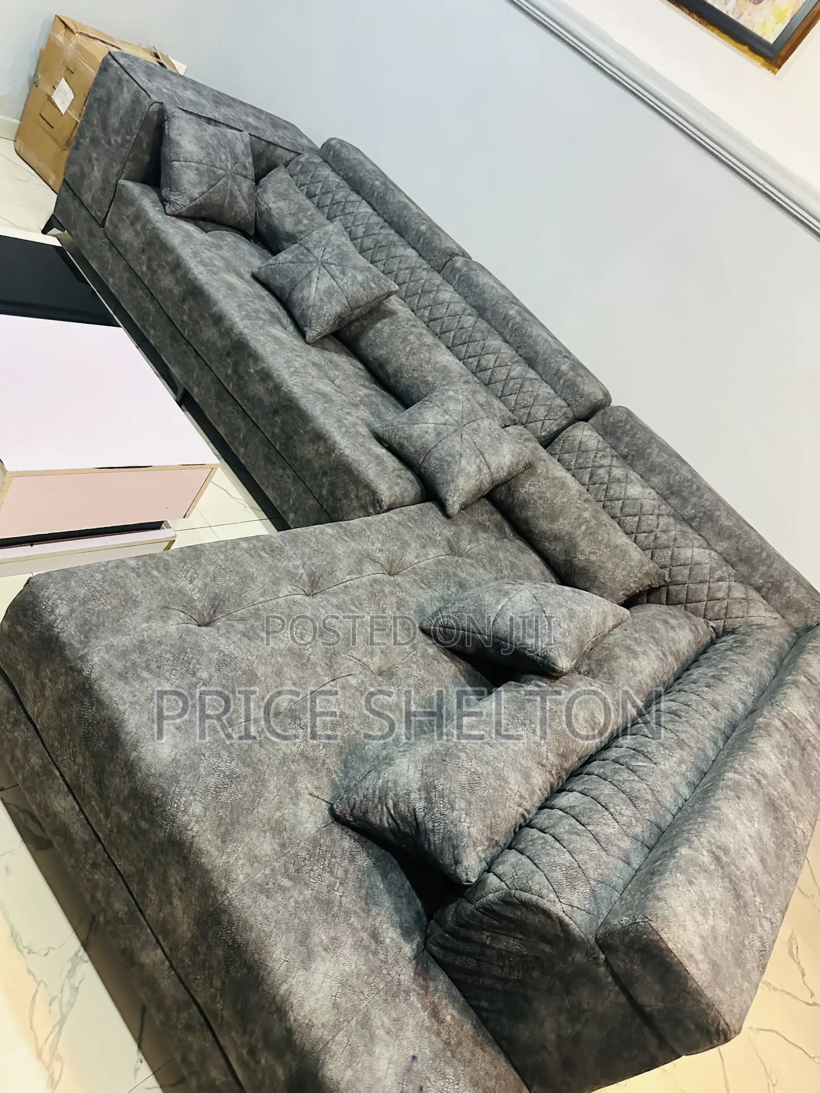 Sitting Room Sofa/Chair