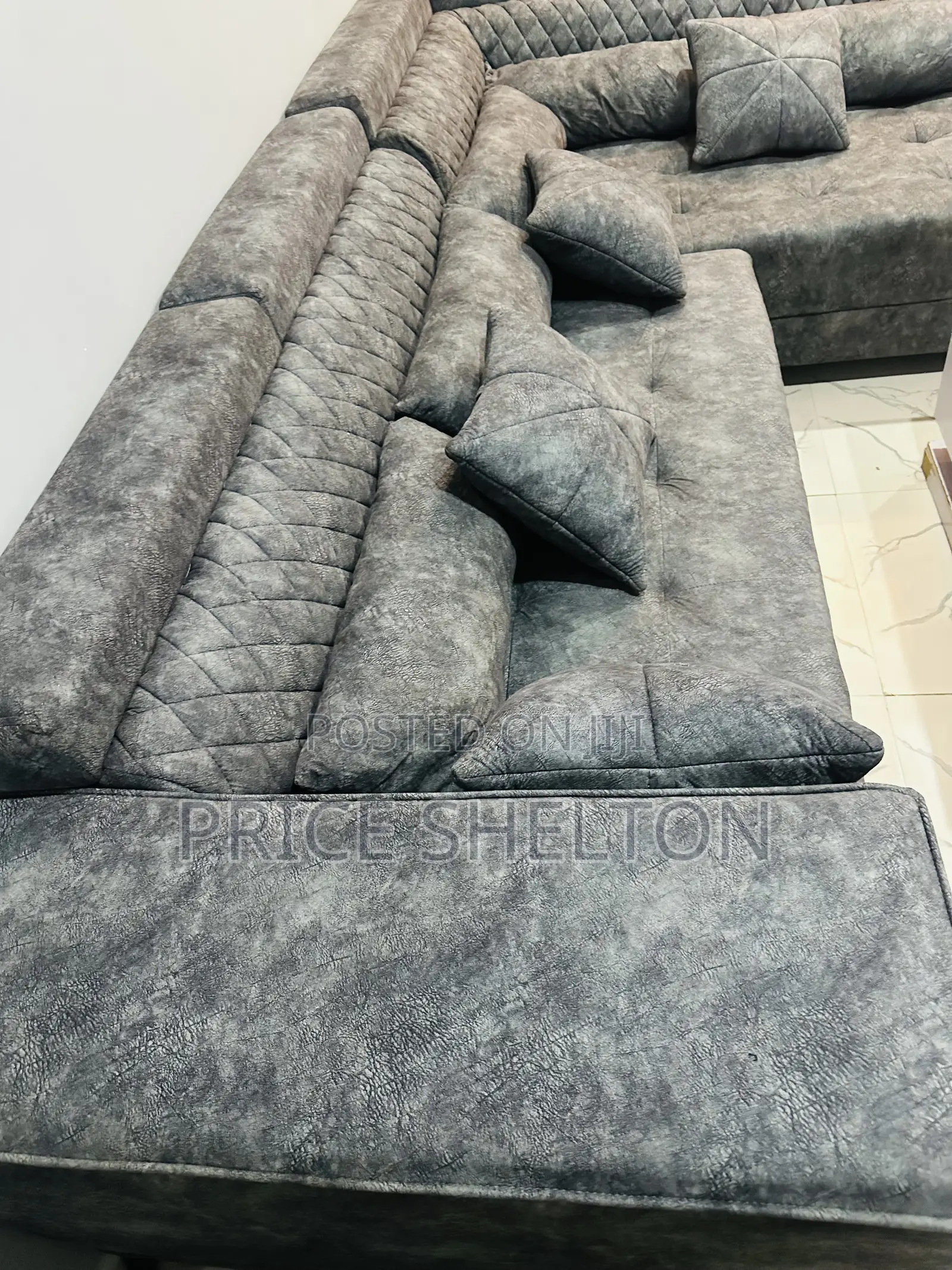 Sitting Room Sofa/Chair