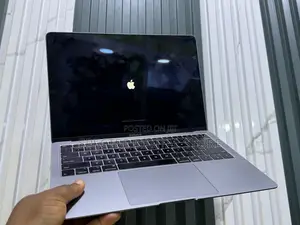 Laptop Apple MacBook Pro 2021 M1 16GB Apple M1 Pro SSD 1T