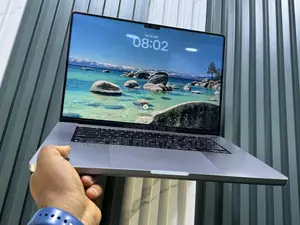 Laptop Apple MacBook Pro 2021 M1 16GB Apple M1 Pro SSD 1T