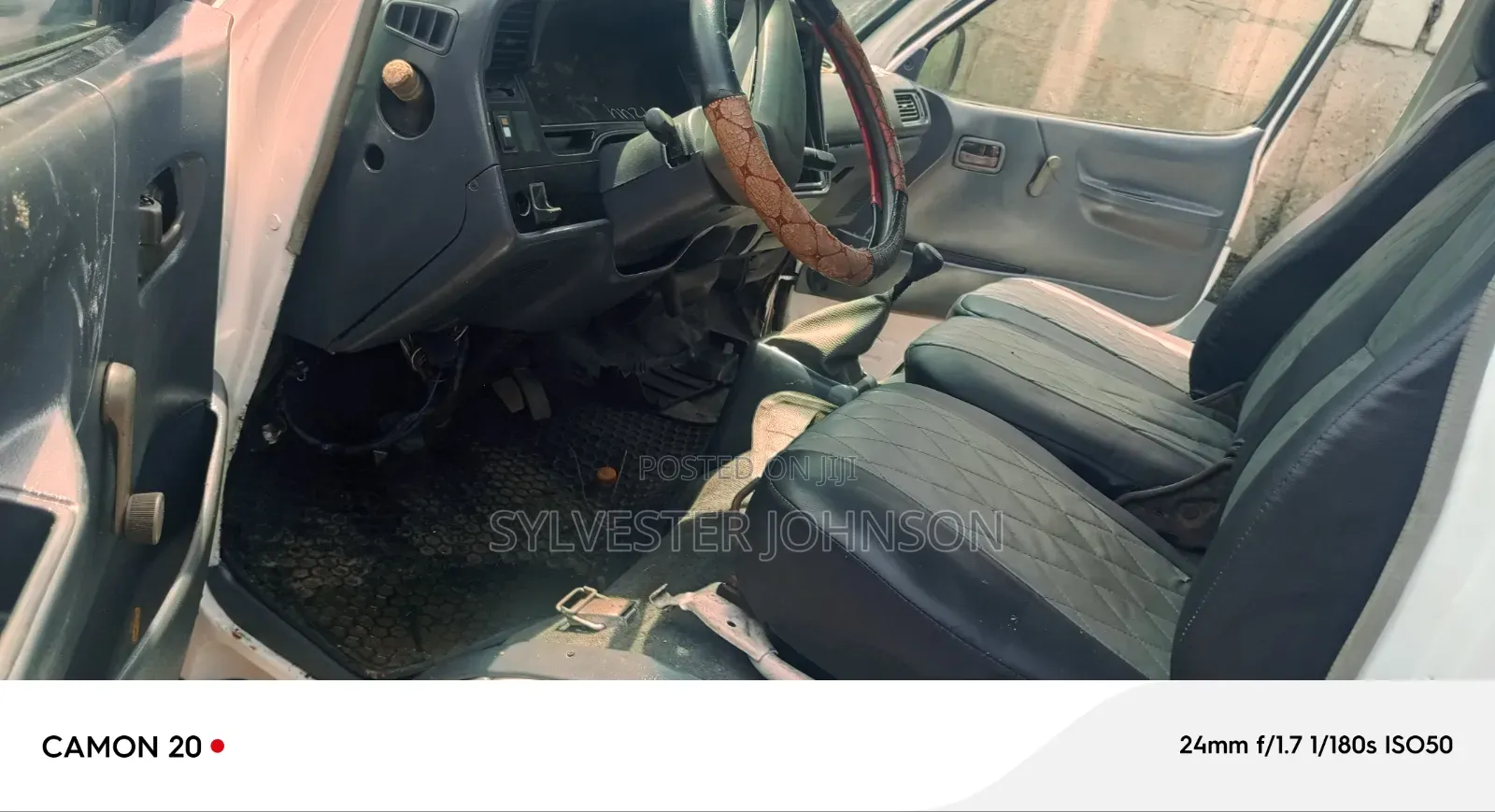 Toyota HiAce 2003 White