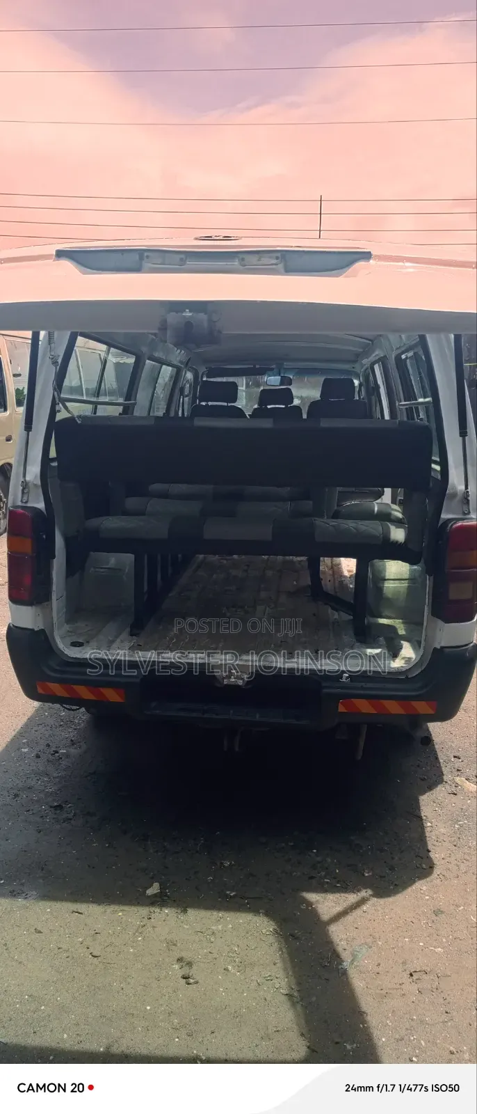Toyota HiAce 2003 White