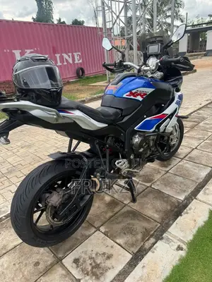 BMW S 1000 XR 2020 Blue