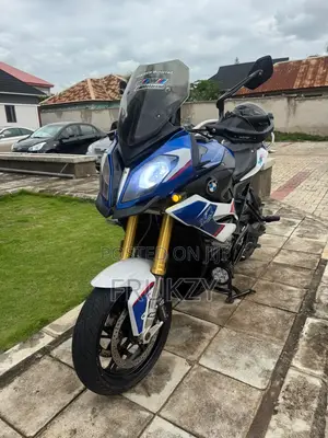 BMW S 1000 XR 2020 Blue