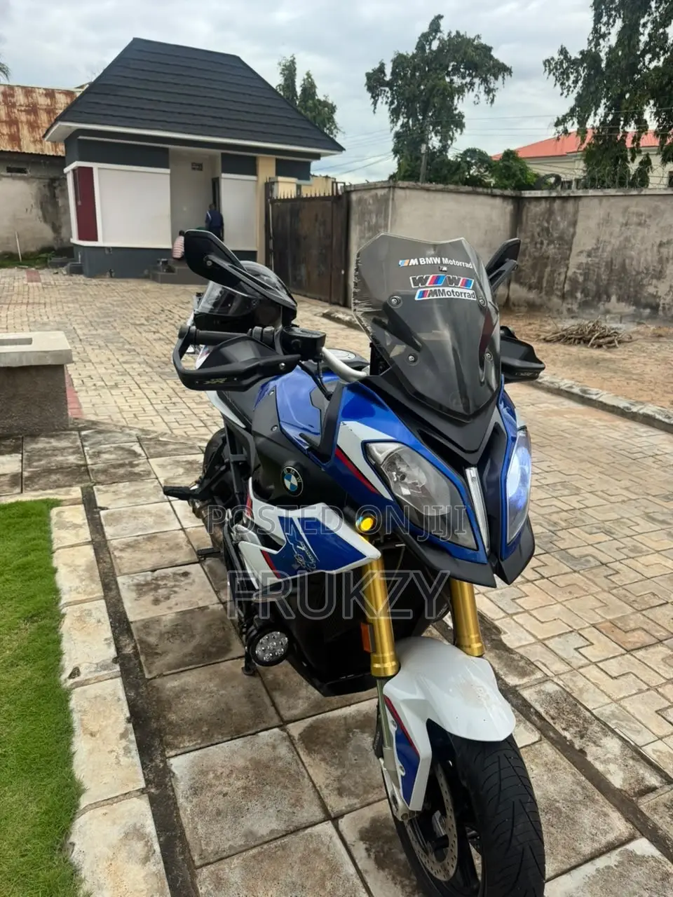 BMW S 1000 XR 2020 Blue