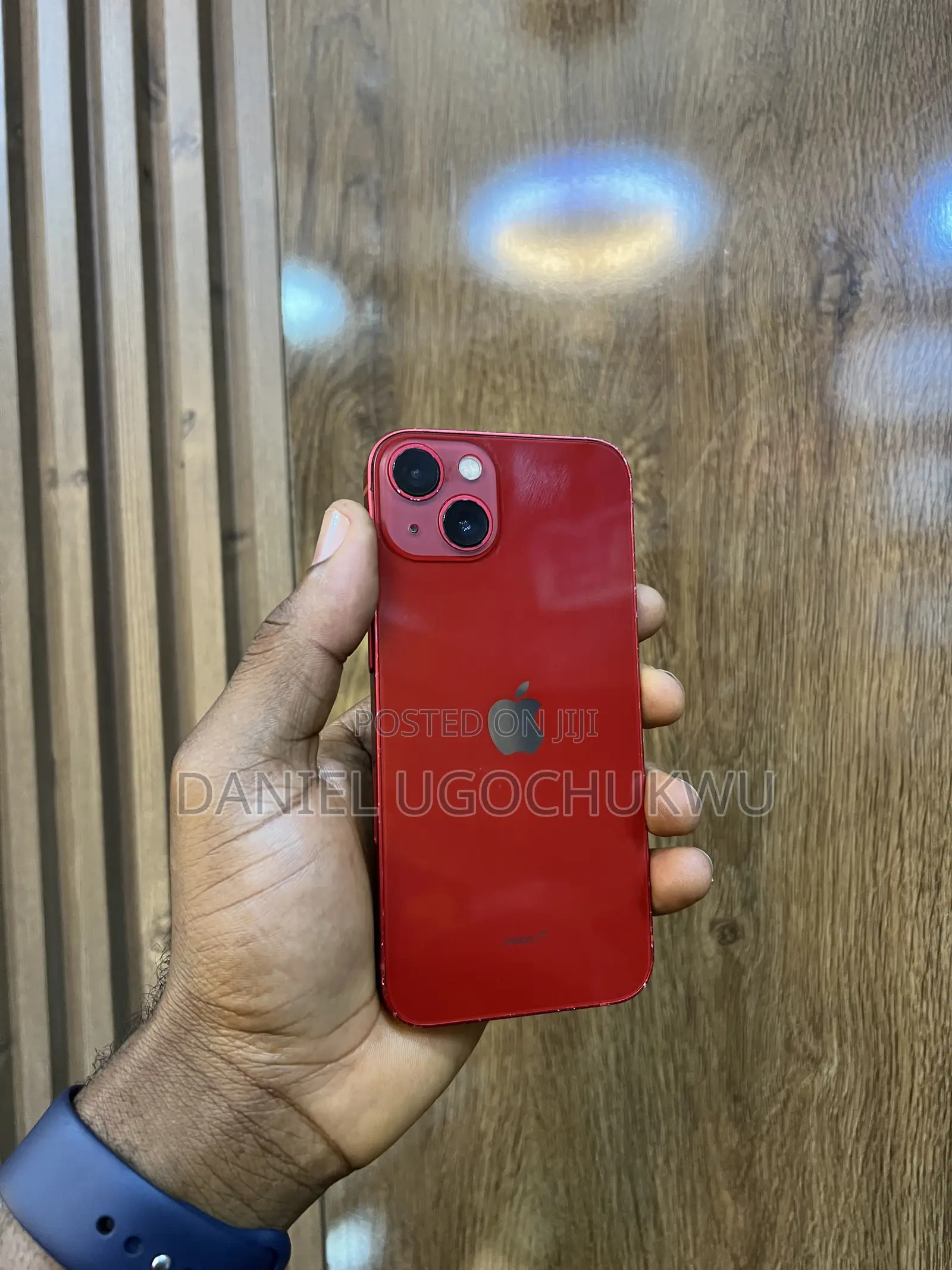 Apple iPhone 13 256 GB Red