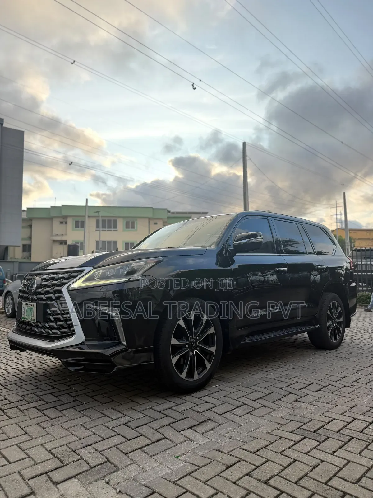 Lexus LX 570 AWD 2017 Black