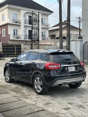 Mercedes-Benz GLA 250 2015 Black