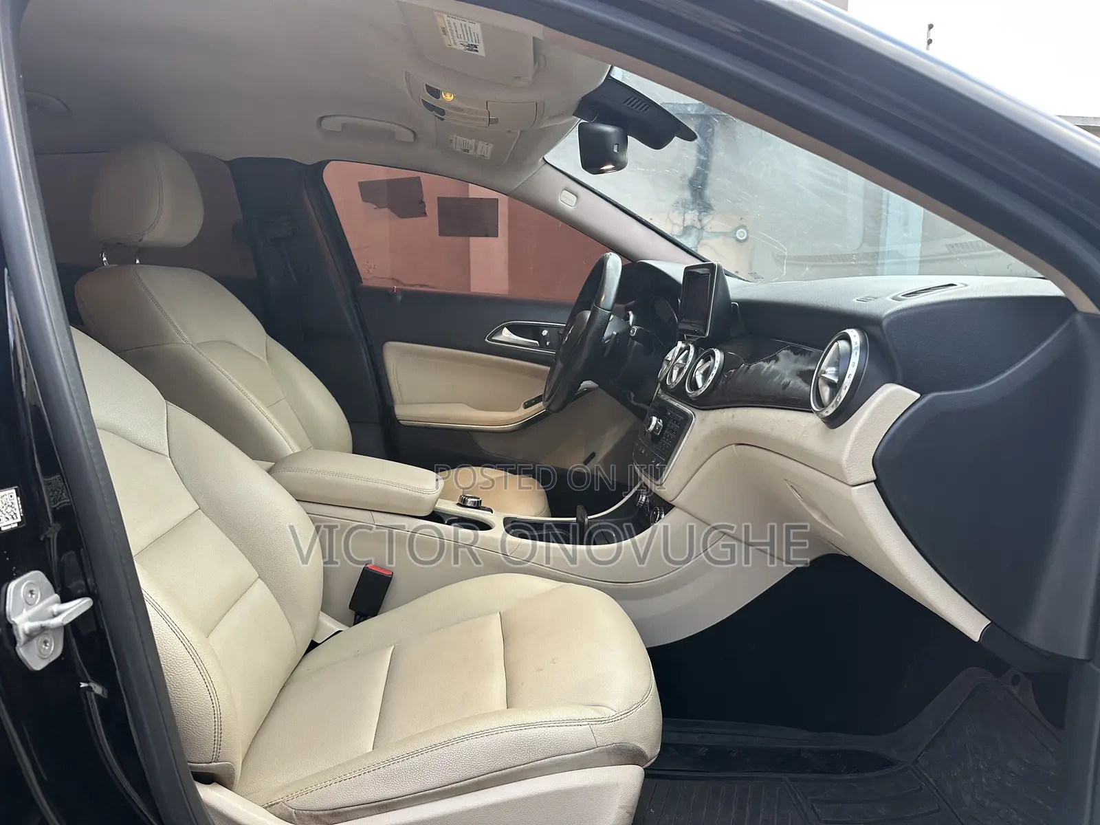 Mercedes-Benz GLA 250 2015 Black