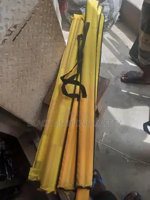Pole Range
