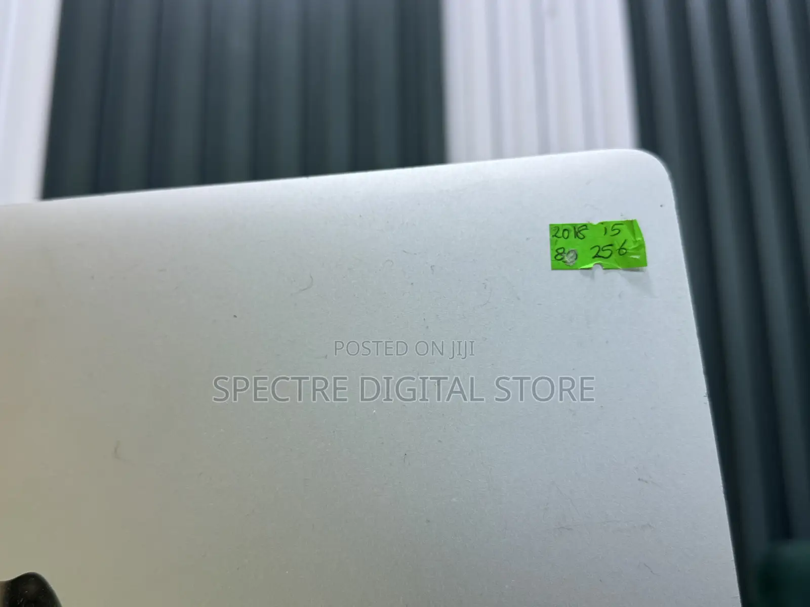 Laptop Apple MacBook Pro 2018 8GB Intel Core i5 SSD 256GB