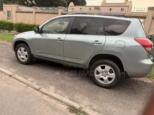 Toyota RAV4 Limited 2008 Green