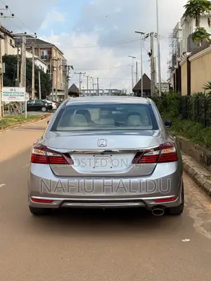 Honda Accord 2016 Silver
