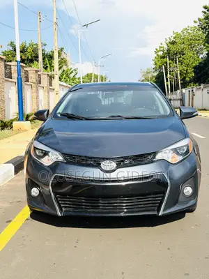 Toyota Corolla S 4dr Sedan (1.8L 4cyl CVT) 2014 Blue