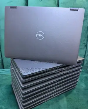 Laptop Dell Latitude 5300 2-in-1 8GB Intel Core i7 SSD 256GB