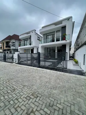 5bdrm Duplex in Lekki for sale