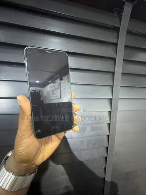 Apple iPhone 11 Pro Max 64 GB Black