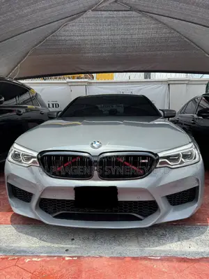 BMW M5 Base AWD 2018 Gray