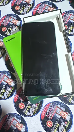 Infinix Hot 50i 128 GB Green