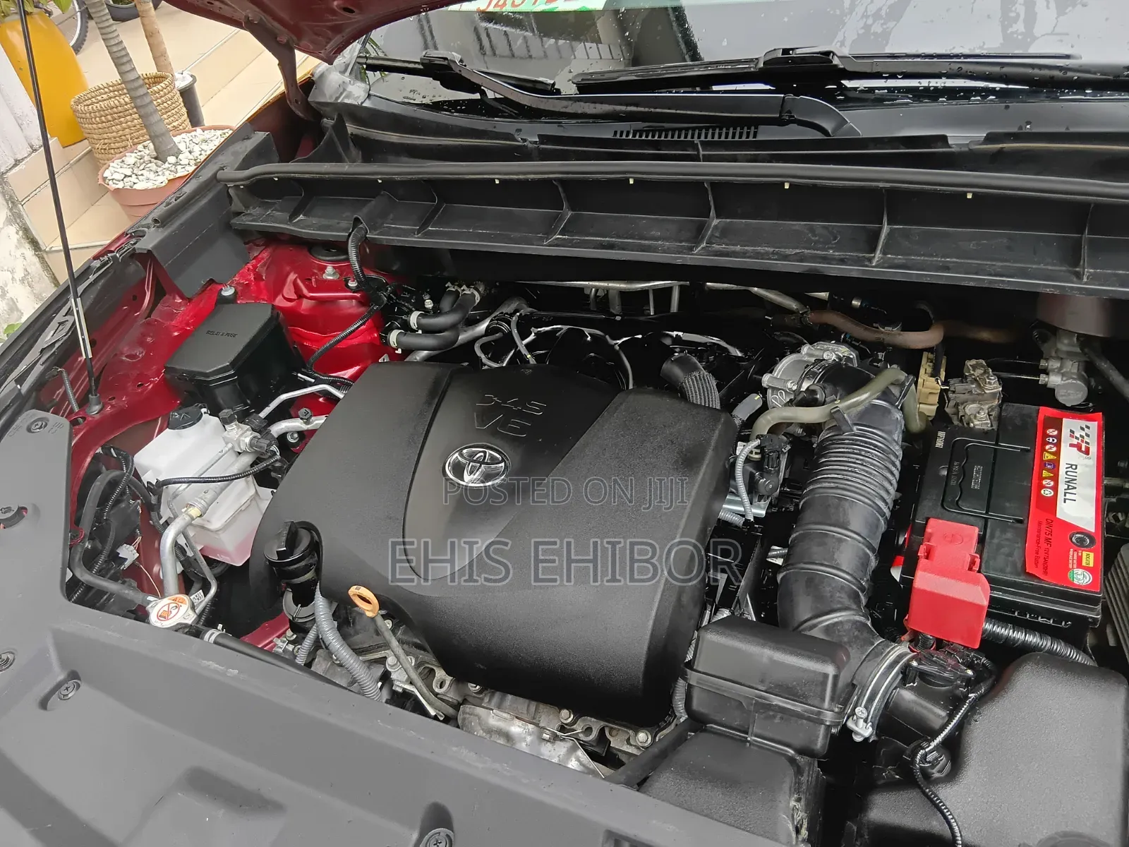 Toyota Highlander XLE 2022 Red