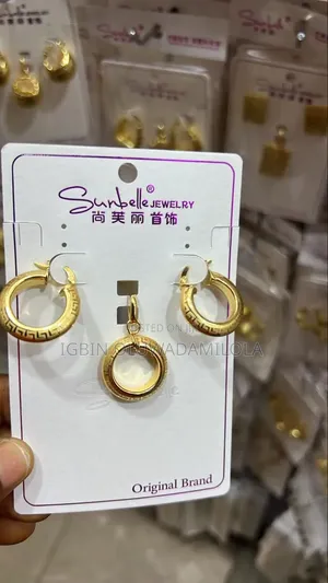 Ear Ring S