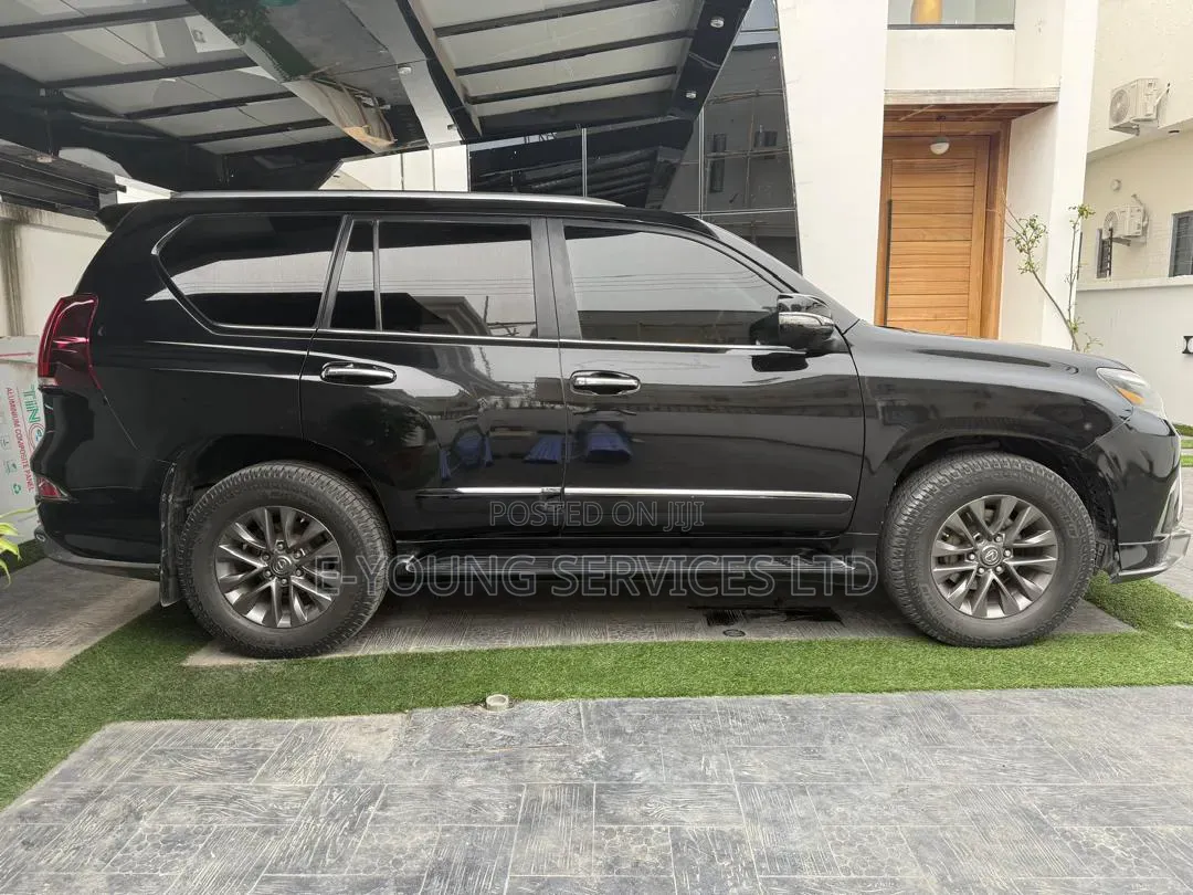 Lexus GX 460 AWD 2022 Black