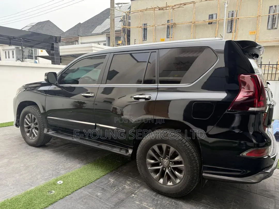 Lexus GX 460 AWD 2022 Black