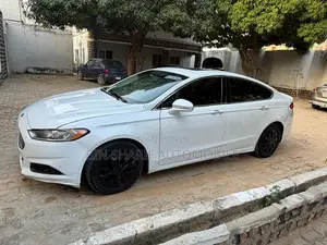Ford Fusion 2014 White