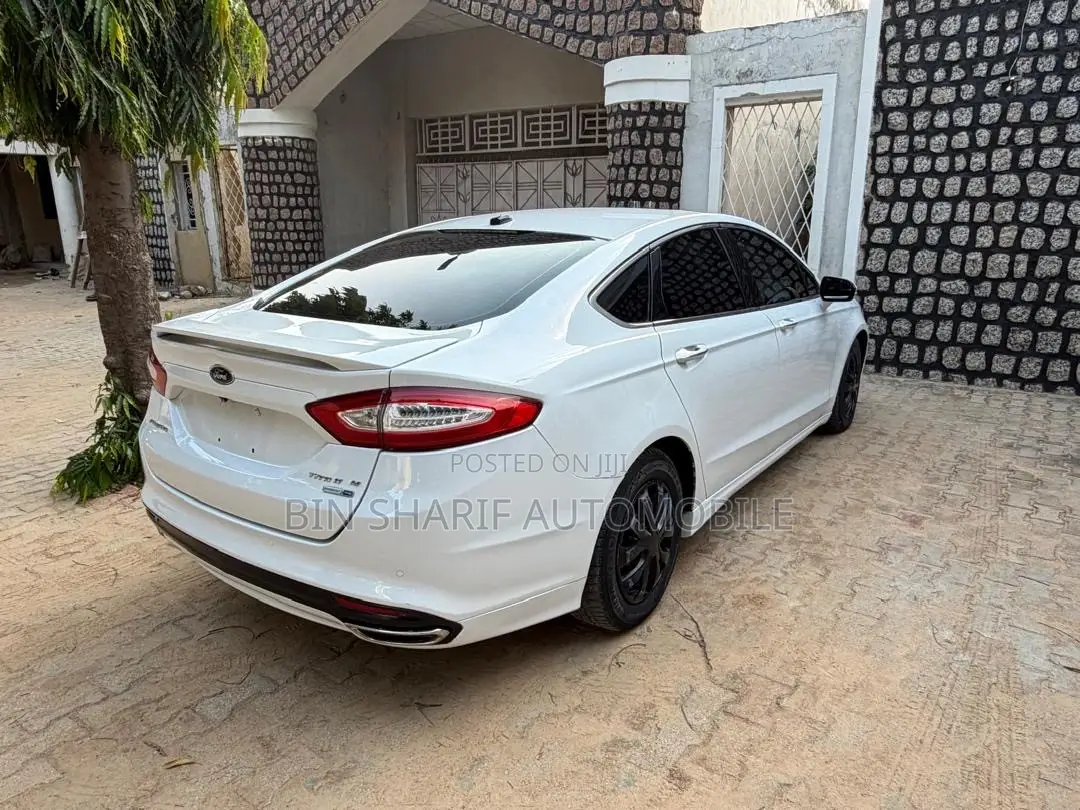 Ford Fusion 2014 White