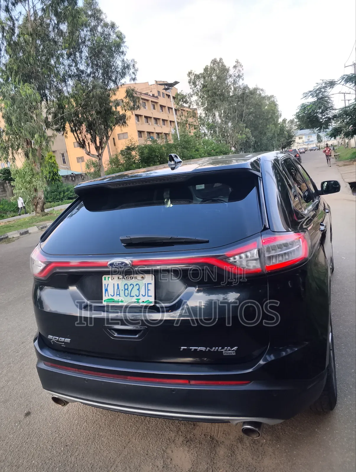 Ford Edge Titanium 4dr AWD (2.0L 4cyl 6A) 2016 Black