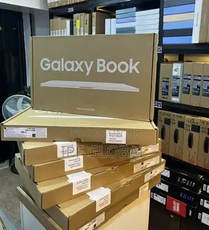 New Laptop Samsung 16GB Intel Core Ultra 7 SSD 512GB