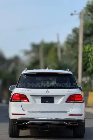 Mercedes-Benz GLE-Class 2016 White