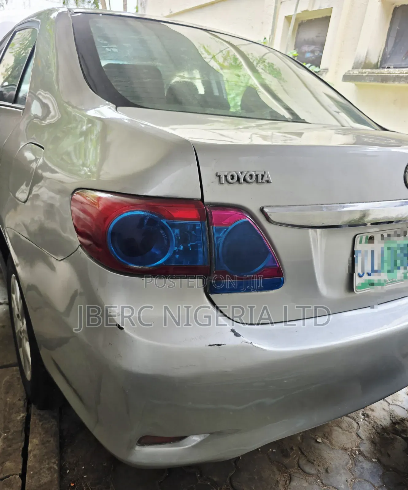 Toyota Corolla 2012 Silver